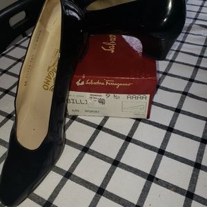 Vintage Salvatore Ferragamo womens shoe